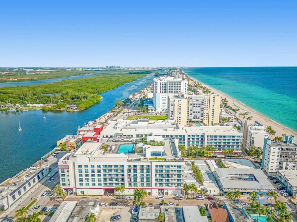 Rooftop Pool - Balcony - Hollywood Beach Broad - Walk Exterior foto