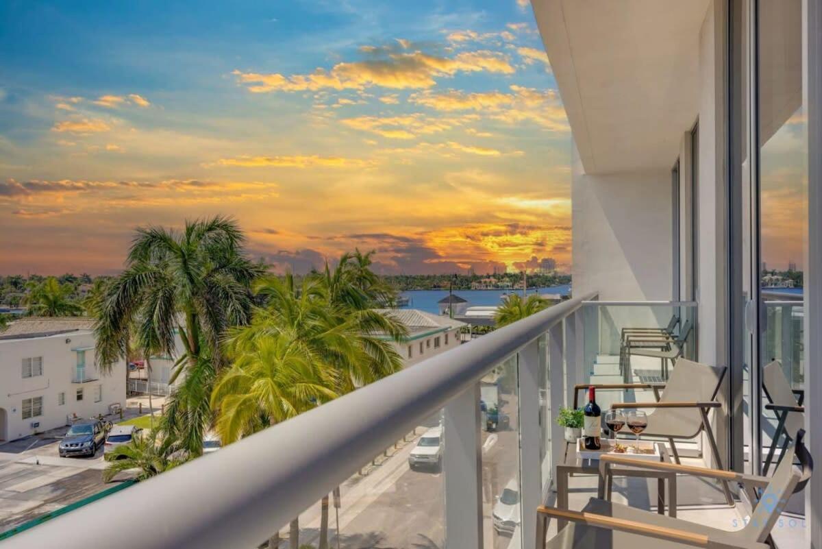 Rooftop Pool - Balcony - Hollywood Beach Broad - Walk Exterior foto